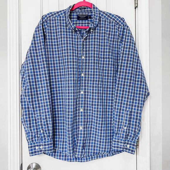 AMERICAN EAGLE • Outfitters Plaid Rugged Poplin Long Sleeve Button Down Shirt - Picture 1 of 6